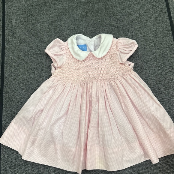 Anavini pink smocked dress - Picture 1 of 2